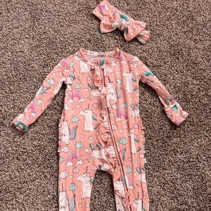 Posh peanut Olive footie and bow set